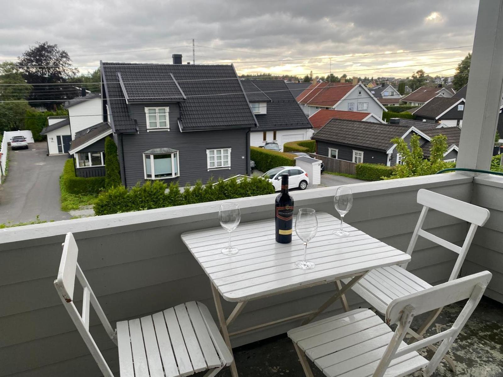 Villa Bugardsasen1, Whole House Sandefjord Exterior foto